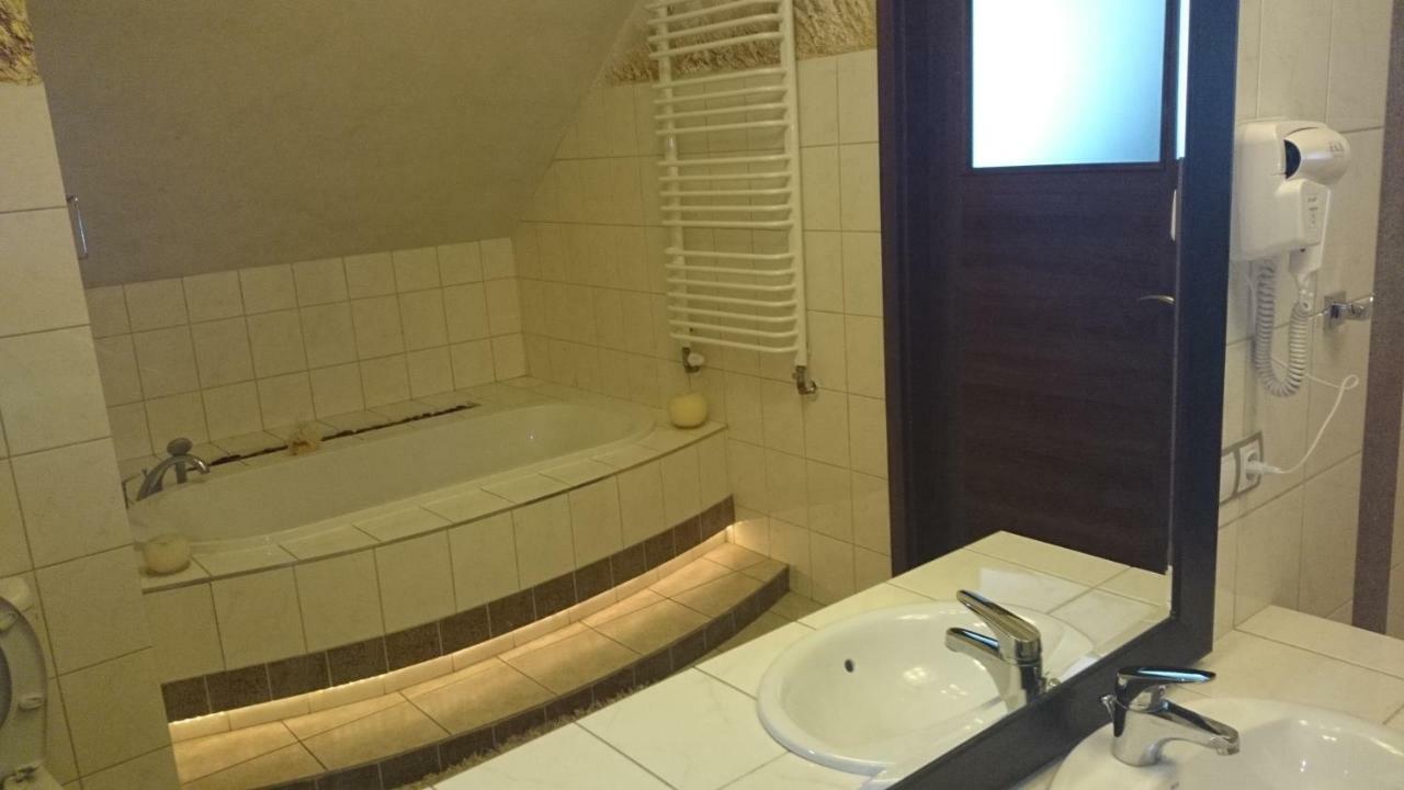 Dworek Anna Hotel Podgora Стая снимка