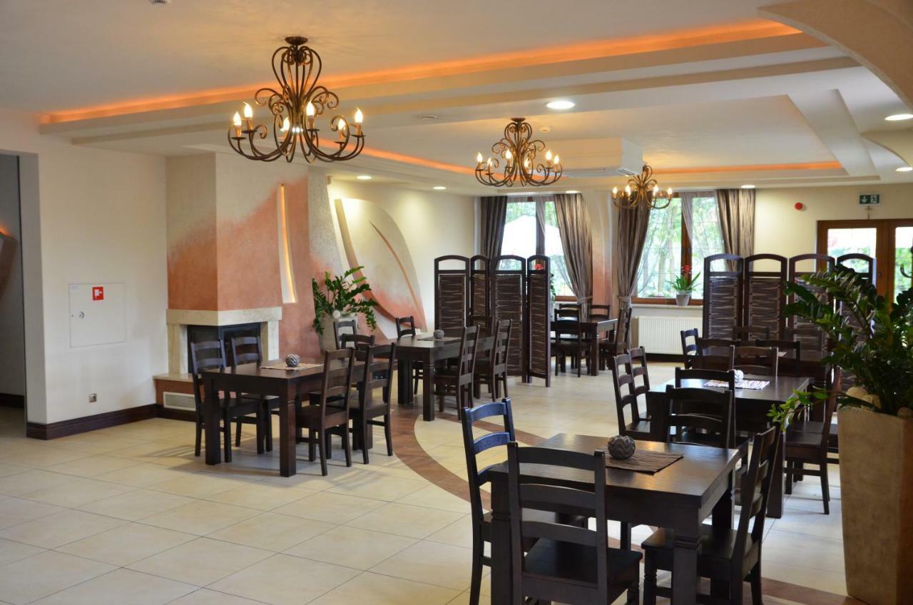 Dworek Anna Hotel Podgora Екстериор снимка