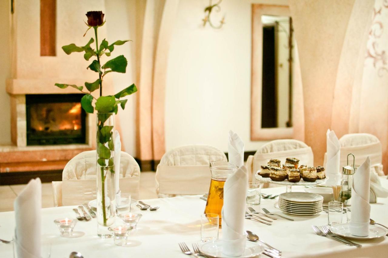 Dworek Anna Hotel Podgora Екстериор снимка